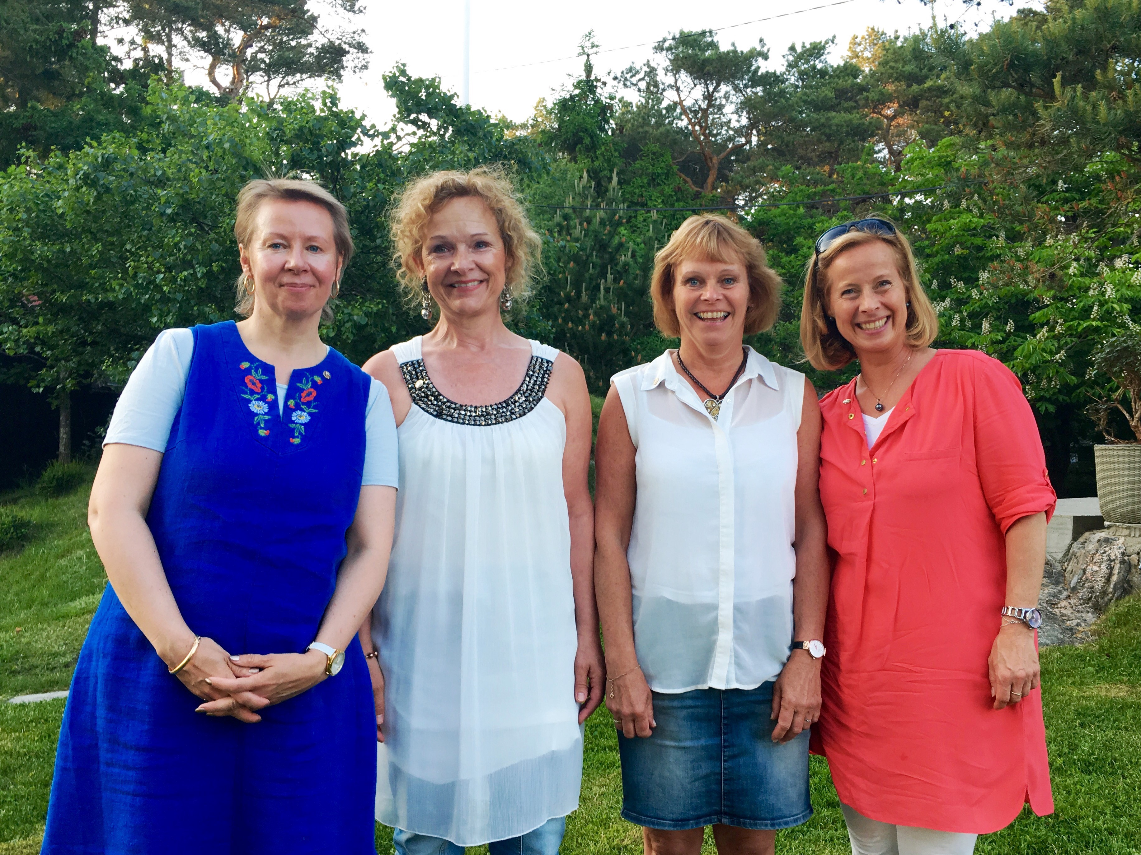 Vi fikk fire nye medlemmer på sommerfesten 2016. 
Det synes vi er svært hyggelig :-)