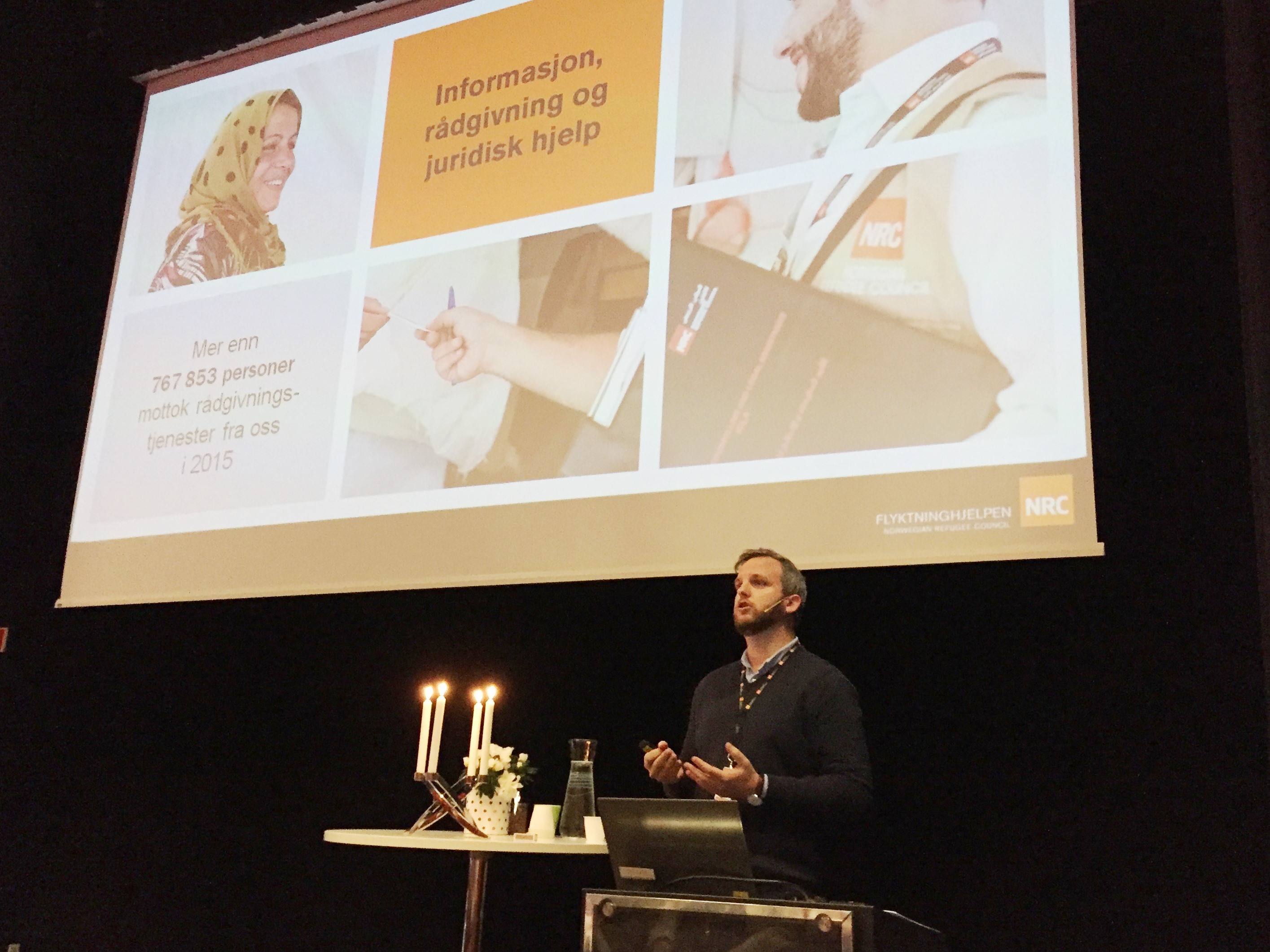 Distriktsmøtet 2016 på INSPIRIA: Stian Abrahamsen fra Flyktninghjelpen holdt et interessant foredrag 